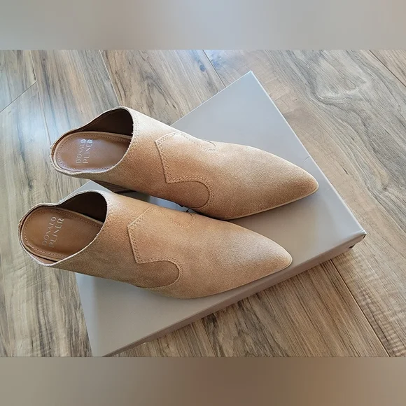 Donald J. Pliner | Shoes | Donald Pliner Vama Suede Mule Us  display picture 1